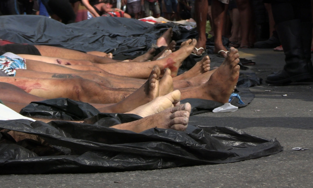 IML identifica 100 corpos dos mortos na megaoperação do Rio de Janeiro