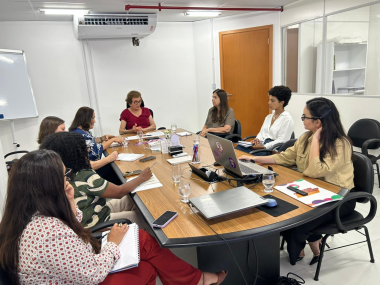 SPM e Voluntárias Sociais planejam ações para atender trabalhadoras no Carnaval 2026 | SECOM