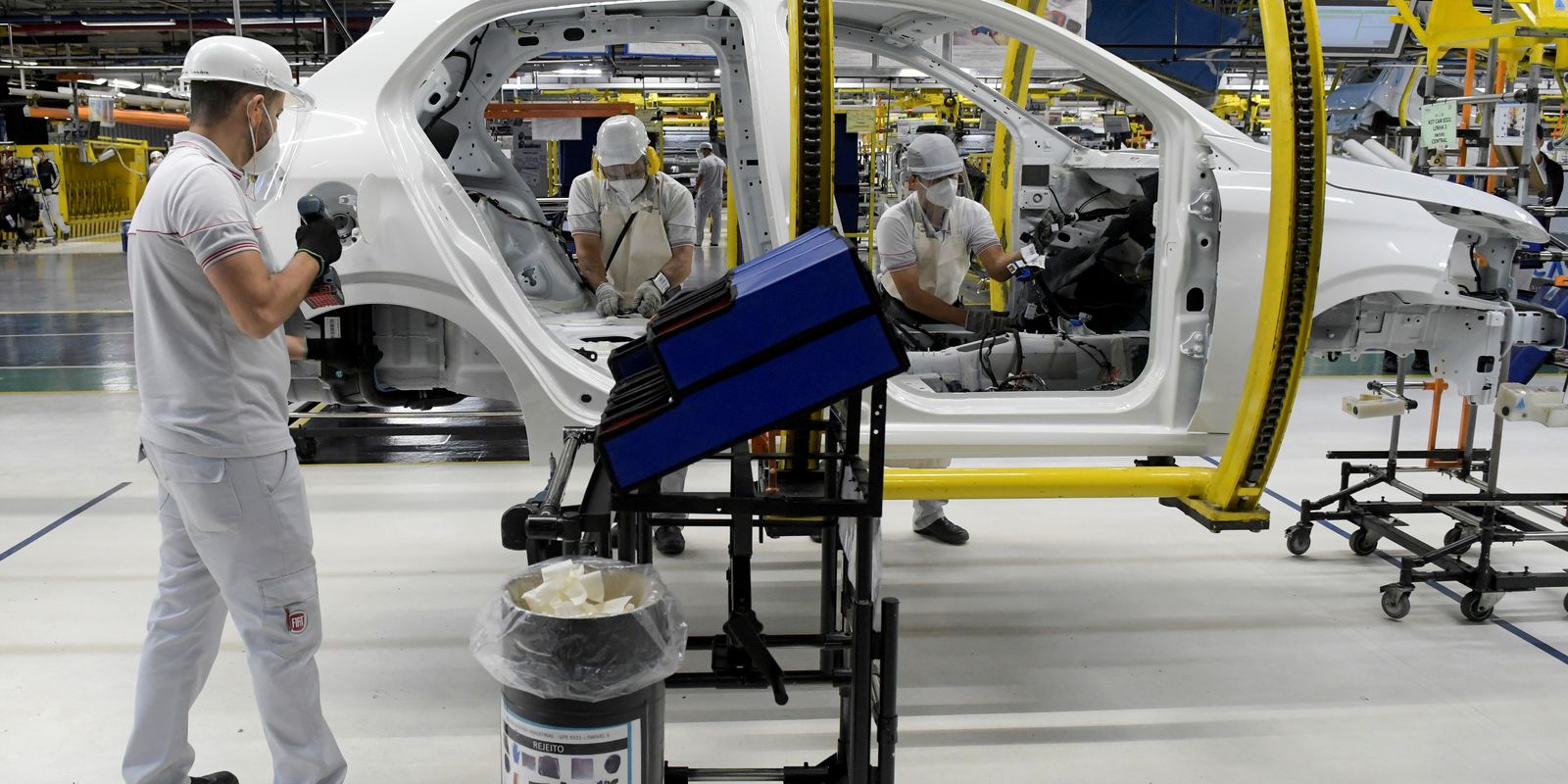 CCJ do Senado aprova fim da escala 6x1 e prevê jornada de 36h semanais