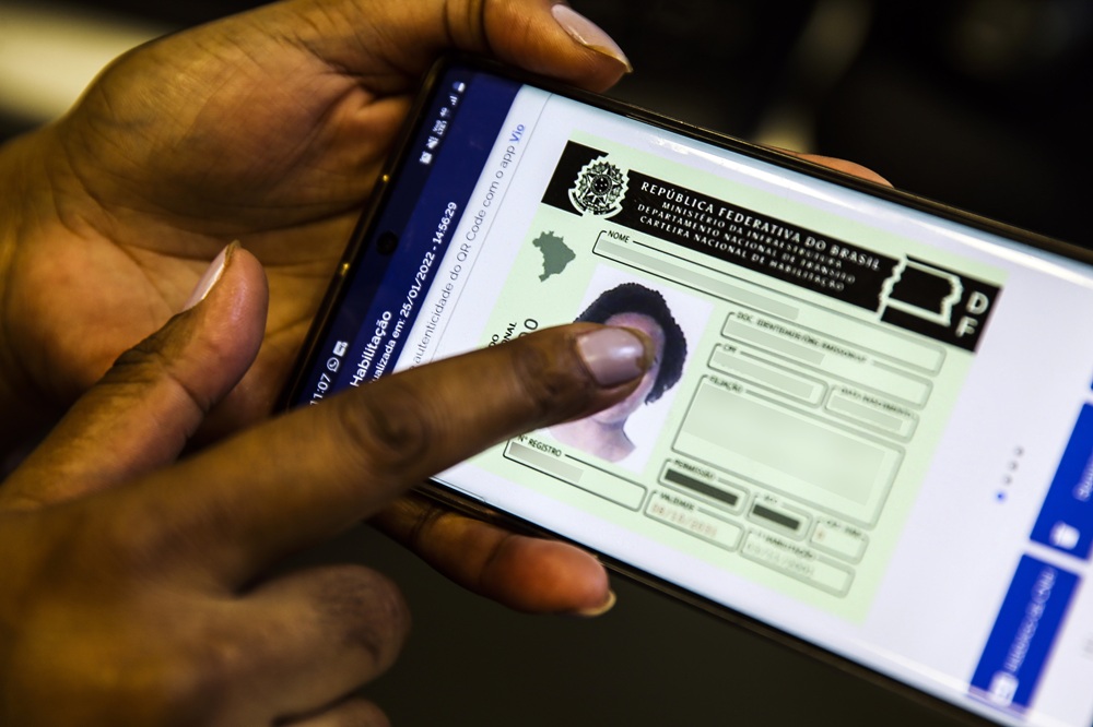 Em seis dias, mais de um milhão de pessoas solicitaram CNH pela plataforma