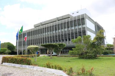 Municípios recebem R$ 134,7 milhões do Governo do Estado como antecipação e repasses do Fundeb e do ICMS | SECOM