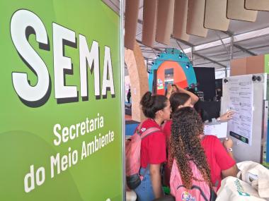 Sema destaca juventude e sustentabilidade no maior Encontro Estudantil do Brasil com ações do AJA Bahia | SECOM