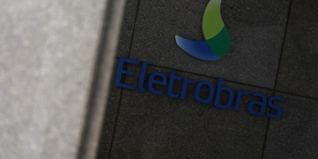 Senado aprova proposta de realocação de trabalhadores da Eletrobras