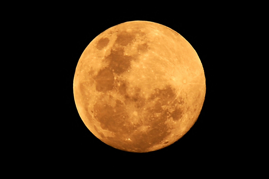 Última Superlua de 2025 poderá ser vista no Brasil nesta quinta-feira