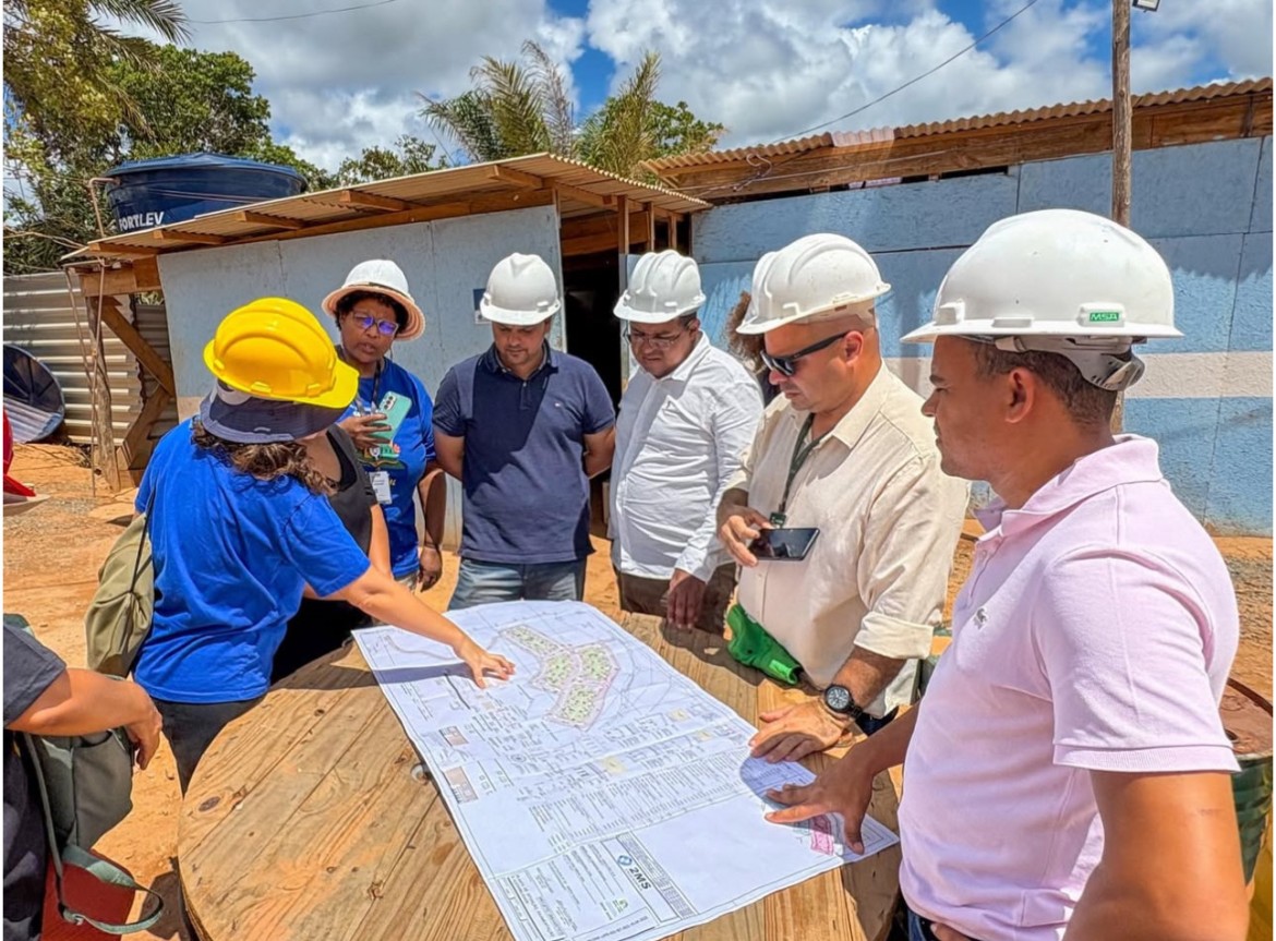 Obras do Residencial Cristo Rei I e II são acompanhadas por equipe técnica da Sehab e Caixa