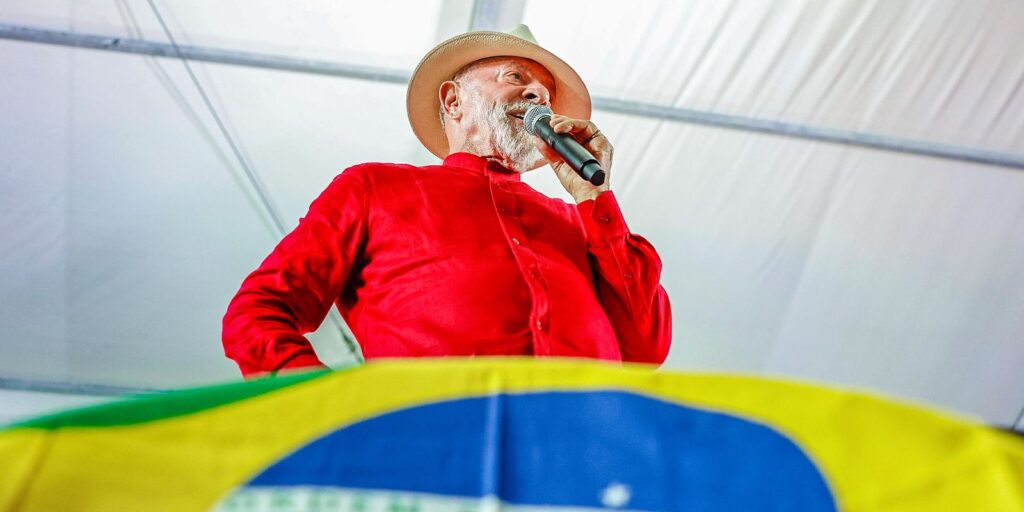 "Trump quer criar nova ONU", diz Lula sobre Conselho de Paz