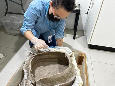 Artefatos Tupiguarani são encontrados em escavações da obra de esgotamento sanitário em Senhor do Bonfim | SECOM