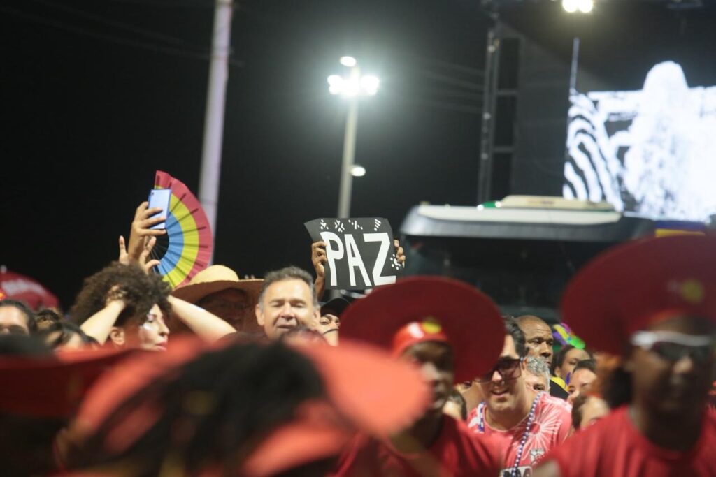 Carlinhos Brown na Barra