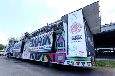Carnaval 2026: Detran-BA inicia vistoria de trios elétricos e carros de apoio e dá início a seminário parta condutores em Salvador | SECOM