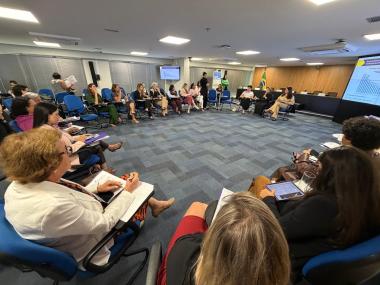 Em Brasília, SPM discute com o Governo Federal agenda comum para avanços nas políticas de gênero no país | SECOM