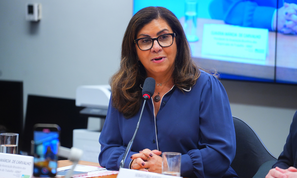 Juíza que ganhou R$ 128 mil em um mês diz que teve fala sobre penduricalhos ‘distorcida’