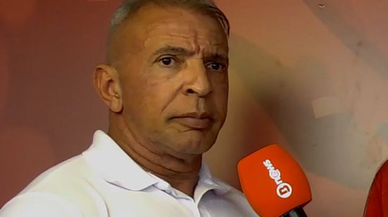 Sturaro reage a críticas de Márcio Vitor contra PM e desafia cantor a fazer Carnaval sem polícia