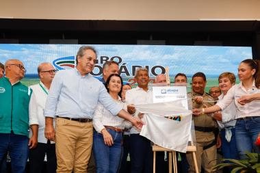 Em Correntina, governador participa de feira agro e reforça segurança e infraestrutura viária no distrito de Rosário | SECOM
