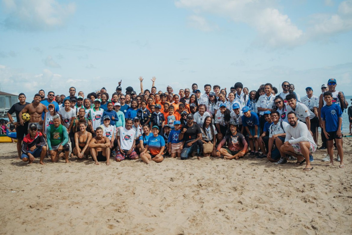 Em meio aos 477 anos de Salvador, conheça o clube de canoagem que está transformando a comunidade da Preguiça, no Comércio