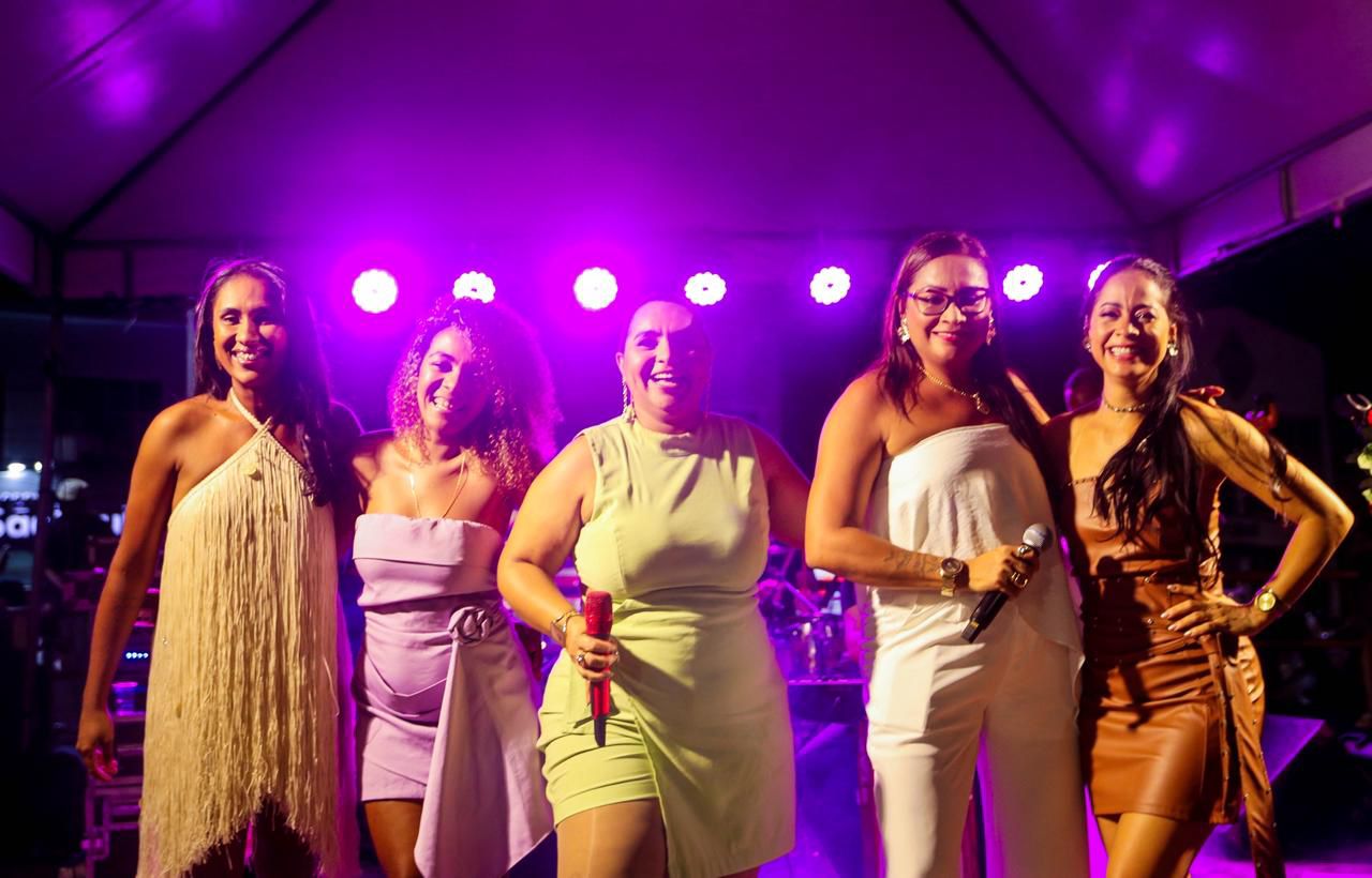 Em noite de “Divas”, cantoras realizam show especial em homenagem à mulher – Imprensa Bahia