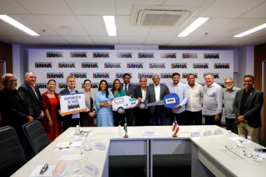 Equipamentos e ambulância entregues ampliam atendimento de saúde em Cabaceiras do Paraguaçu | SECOM