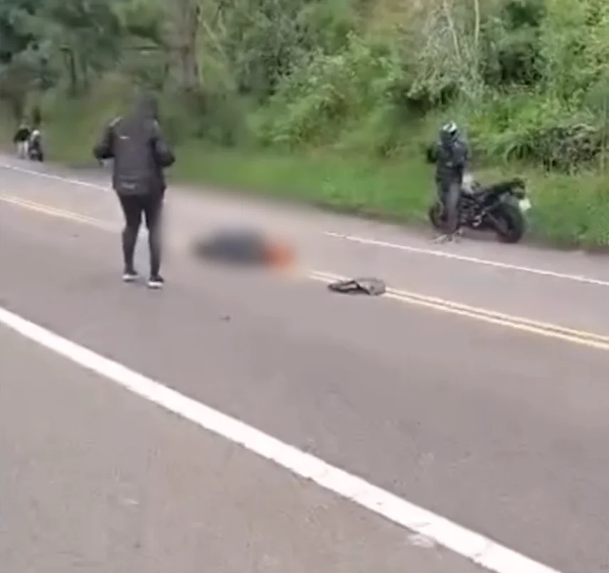Motociclista morre após perder o controle em curva e bater em carro na rodovia – Imprensa Bahia