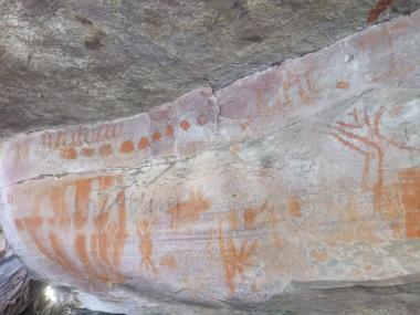 Patrimônio Rupestre da Bahia: Morro do Chapéu — mapeamento fortalece proteção cultural e licenciamento ambiental | SECOM