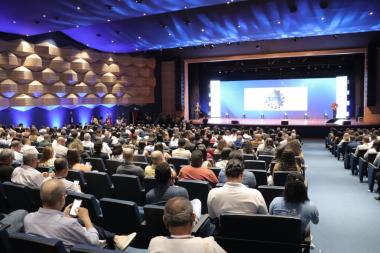 SDE participa do Cenários & Tendências 2026 e destaca potencial de Feira de Santana no comércio baiano | SECOM