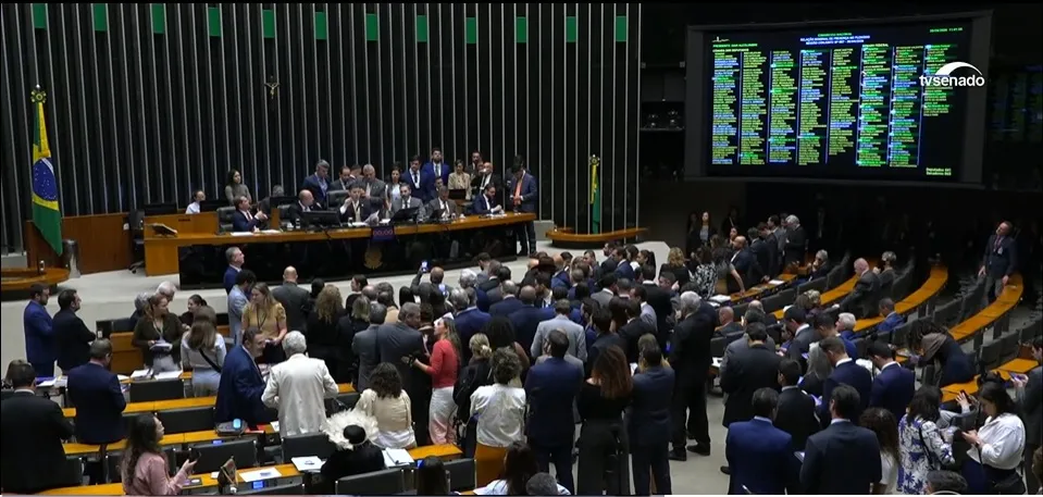 #Acesse Política