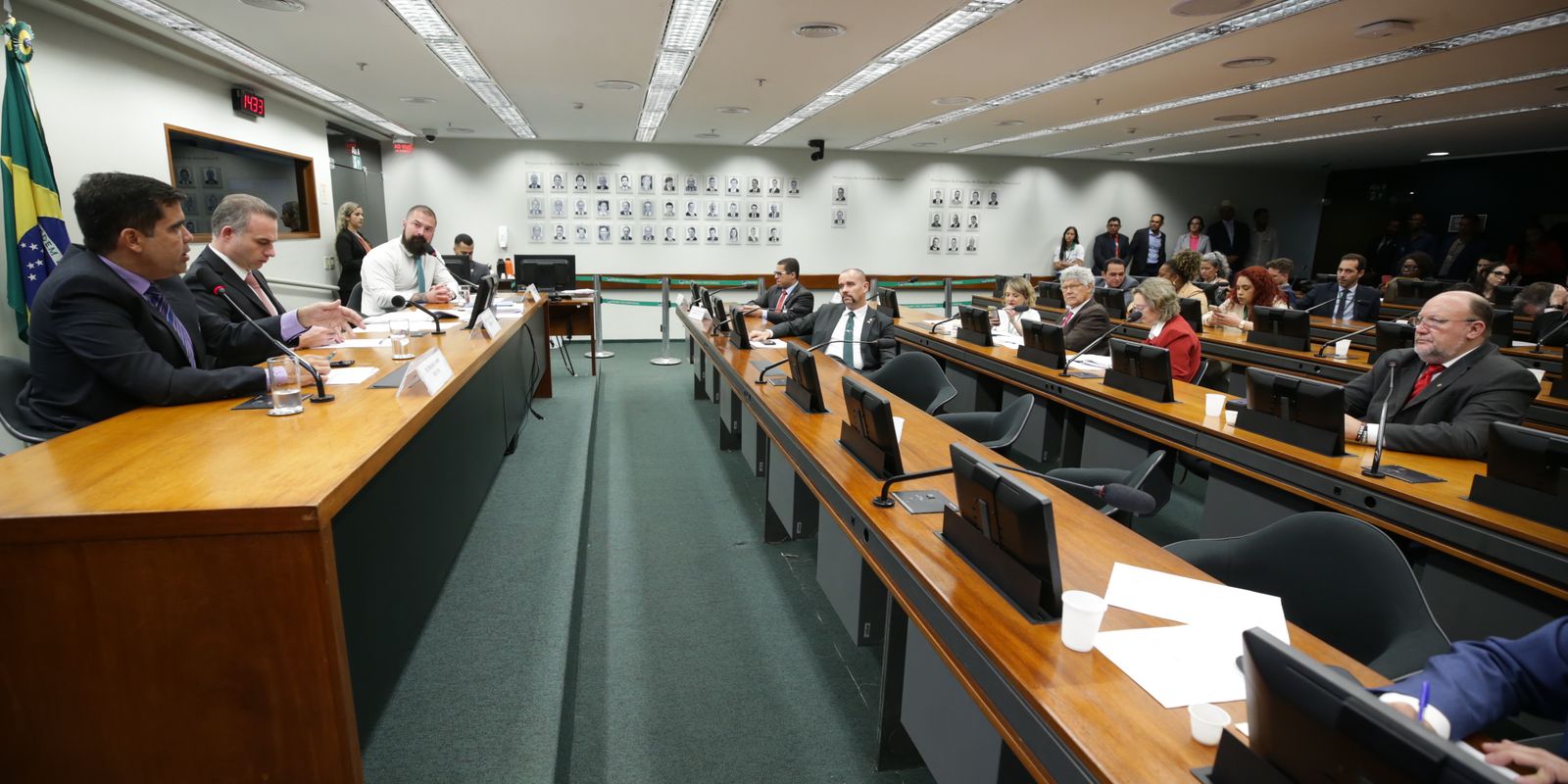 Conselho de Ética adia análise contra deputados por quebra de decoro| Agência Brasil