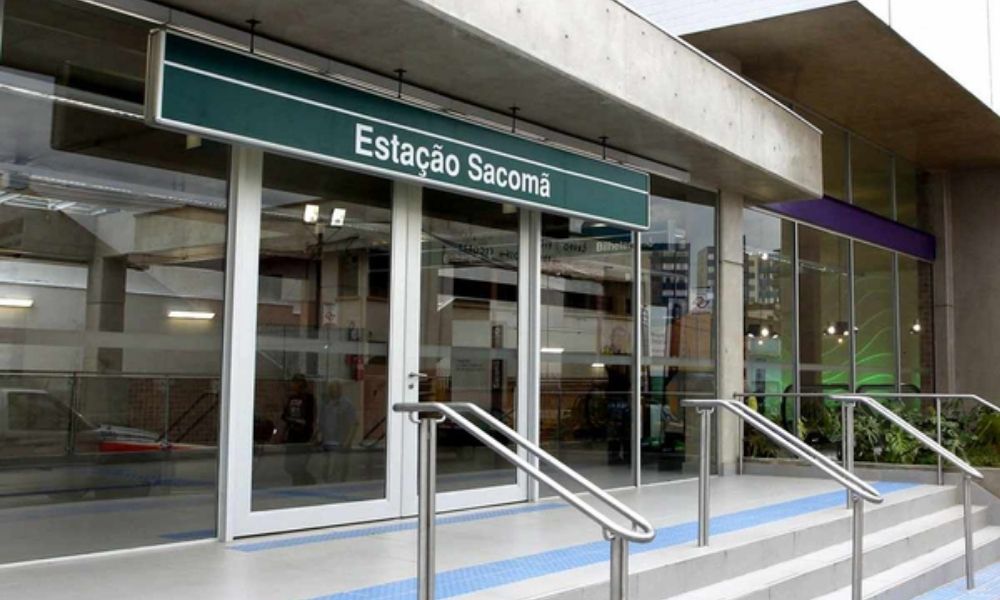 Homem é esfaqueado na estação Sacomã após discussão com outro passageiro 