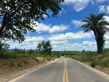 Pavimentação de R$ 7,6 milhões, novo mercado e habitação rural fortalecem desenvolvimento em Antônio Gonçalves | SECOM