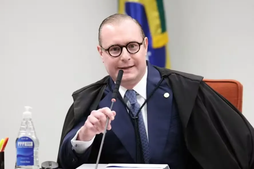 #Acesse Política