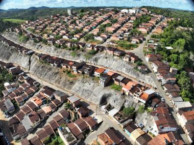 Contenções de encosta de Teolândia somam quase R$23 milhões em investimento do Governo do Estado | SECOM