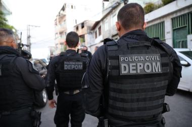 Governo do Estado paga prêmio de R$ 46 milhões para 22.702 policiais e peritos pela redução de 20% das mortes violentas | SECOM