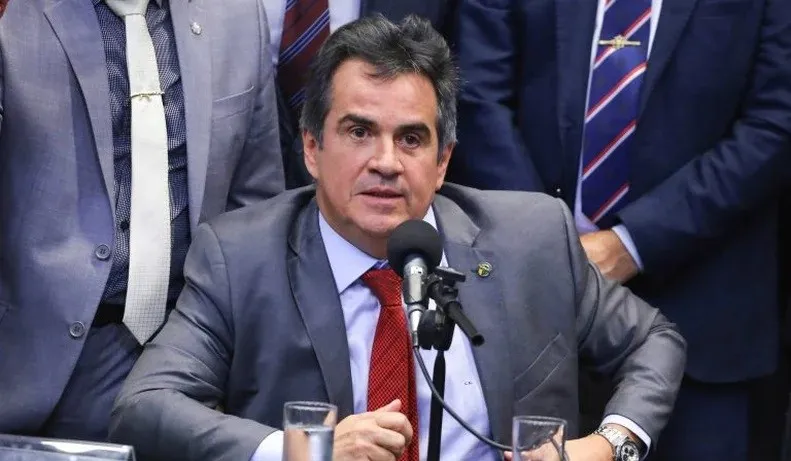 #Acesse Política