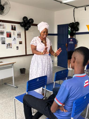 Palestra sobre empreendedorismo negro fortalece reflexões no Maio Antirracista em escola estadual de Salvador | SECOM