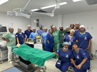 Profissionais do Hospital Regional Piemonte do Paraguaçu são capacitados para atuação integrada em emergências intraoperatórias | SECOM