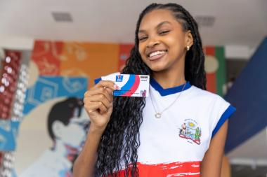Rede estadual mobiliza escolas para Dia D de entrega dos cartões do Bolsa Presença, na Bahia | SECOM