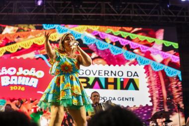 São João no Pelourinho reúne multidão com shows de Canários do Reino, Mastruz com Leite, Falamansa e outras atrações nesta segunda-feira | SECOM