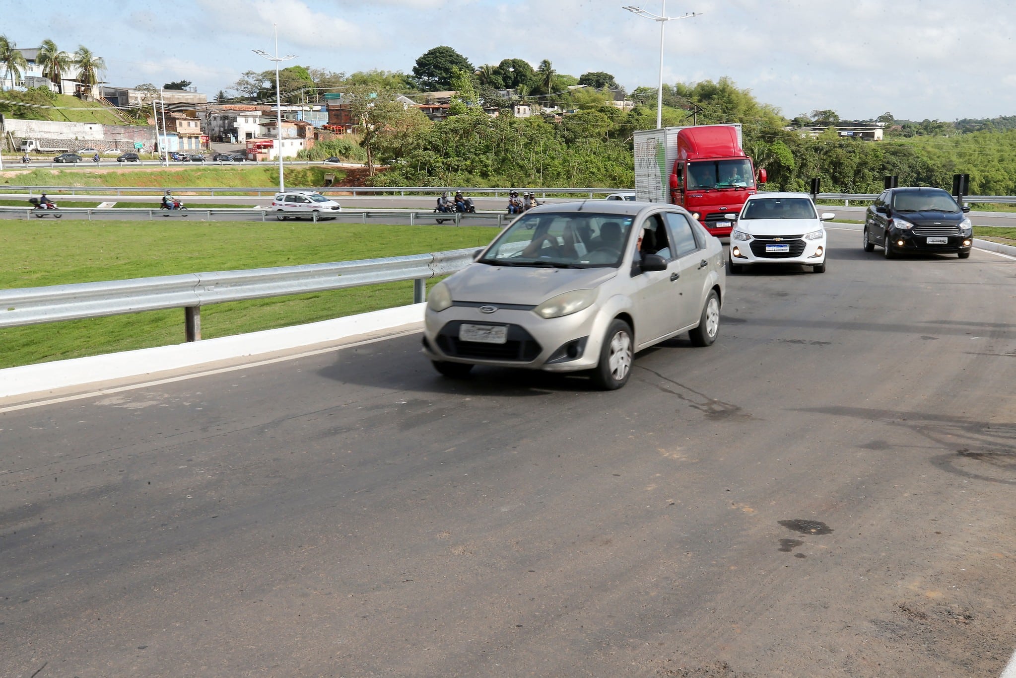 Prazo para quitar IPVA de veículos com placas de final 8 termina dia 30