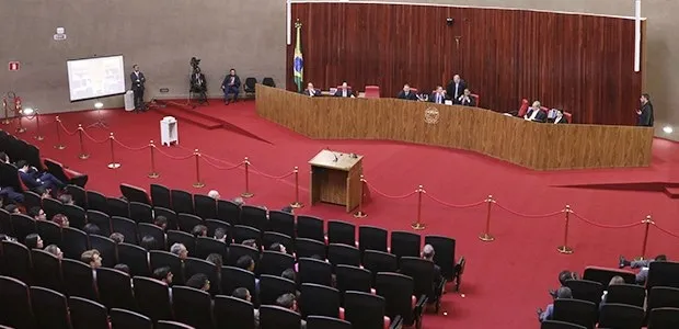 #Acesse Política
